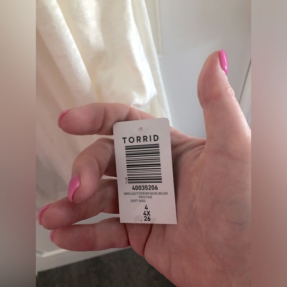 Torrid sz 4 Classic Fit Cotton Drop Shoulder Long Sleeve Tie Hem Tee NWT - Picture 7 of 8